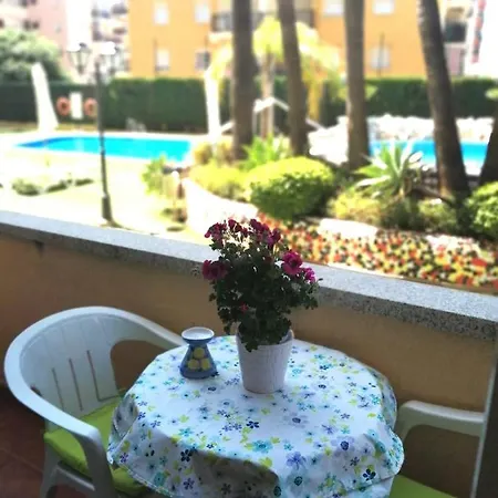 Fuengirola Apartamento Vacacional Mediterraneo Real Exterior photo